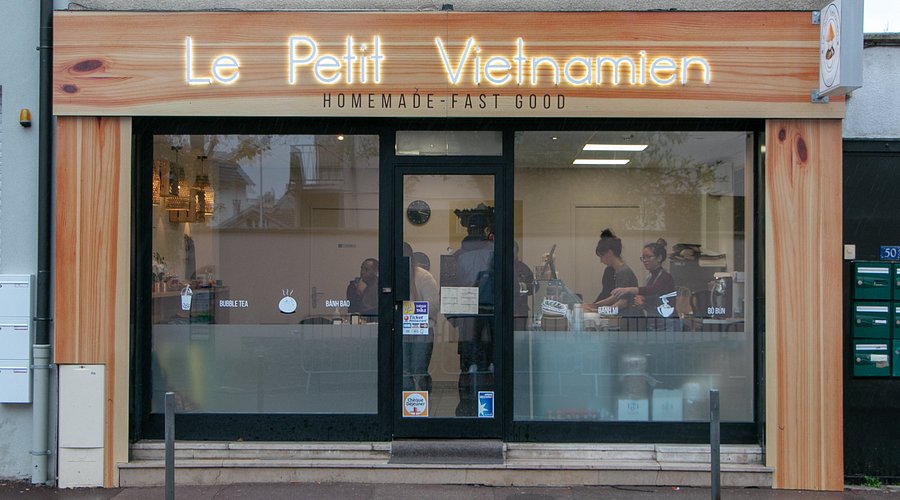 Devanture Le Petit Vietnamien